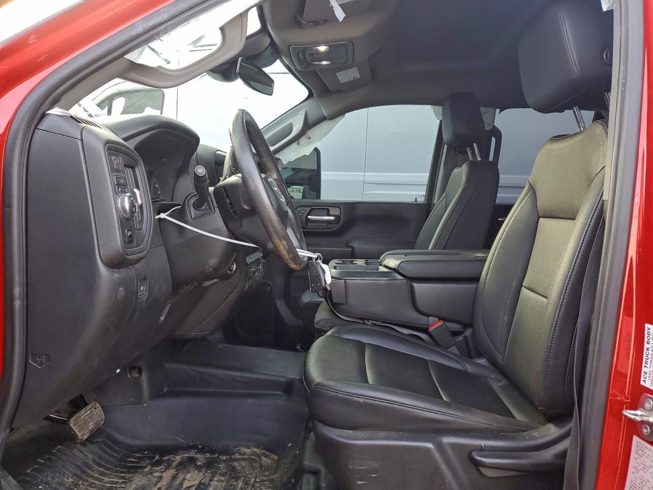 2024 GMC Sierra Utility / Service Truck VIN: 1GD28LE72RF399928 Lot: 92629215