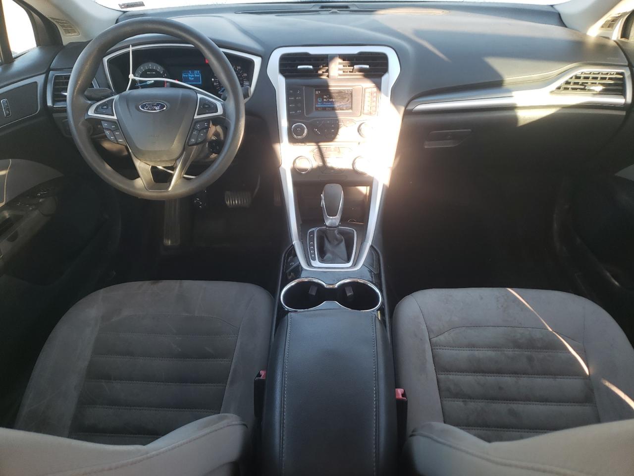 2015 Ford Fusion S VIN: 3FA6P0G71FR296363 Lot: 91729245