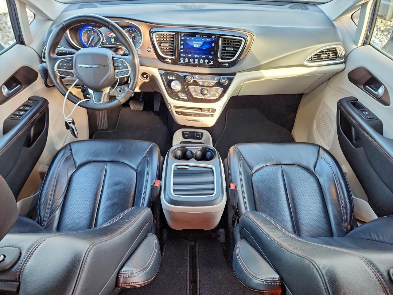 2017 Chrysler Pacifica Touring L Plus VIN: 2C4RC1EG4HR647805 Lot: 92295275