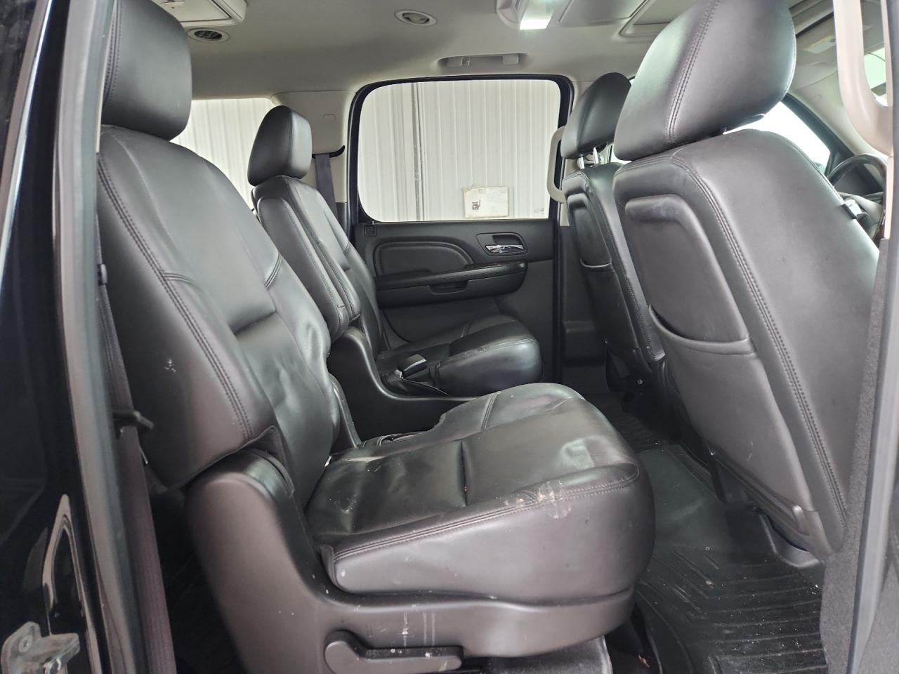 2013 GMC Yukon Xl Denali VIN: 1GKS2MEF0DR116506 Lot: 93694625