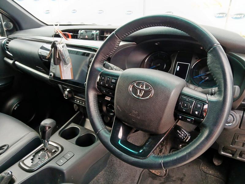 2023 TOYOTA HILUX INVINCIBLE X D/CAB PICK UP 2.8 D-4D AUTO