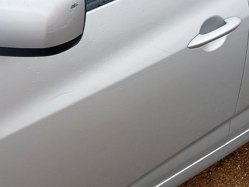 2010 KIA VENGA 1.6 2 5DR AUTO