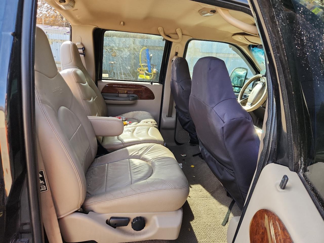 2000 Ford F350 Super Duty VIN: 1FTWW33F1YEC07165 Lot: 93064495