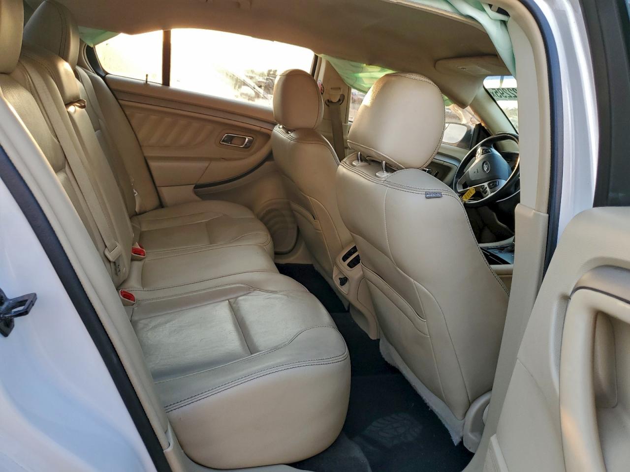 2015 Ford Taurus Sel VIN: 1FAHP2E86FG174881 Lot: 93422295