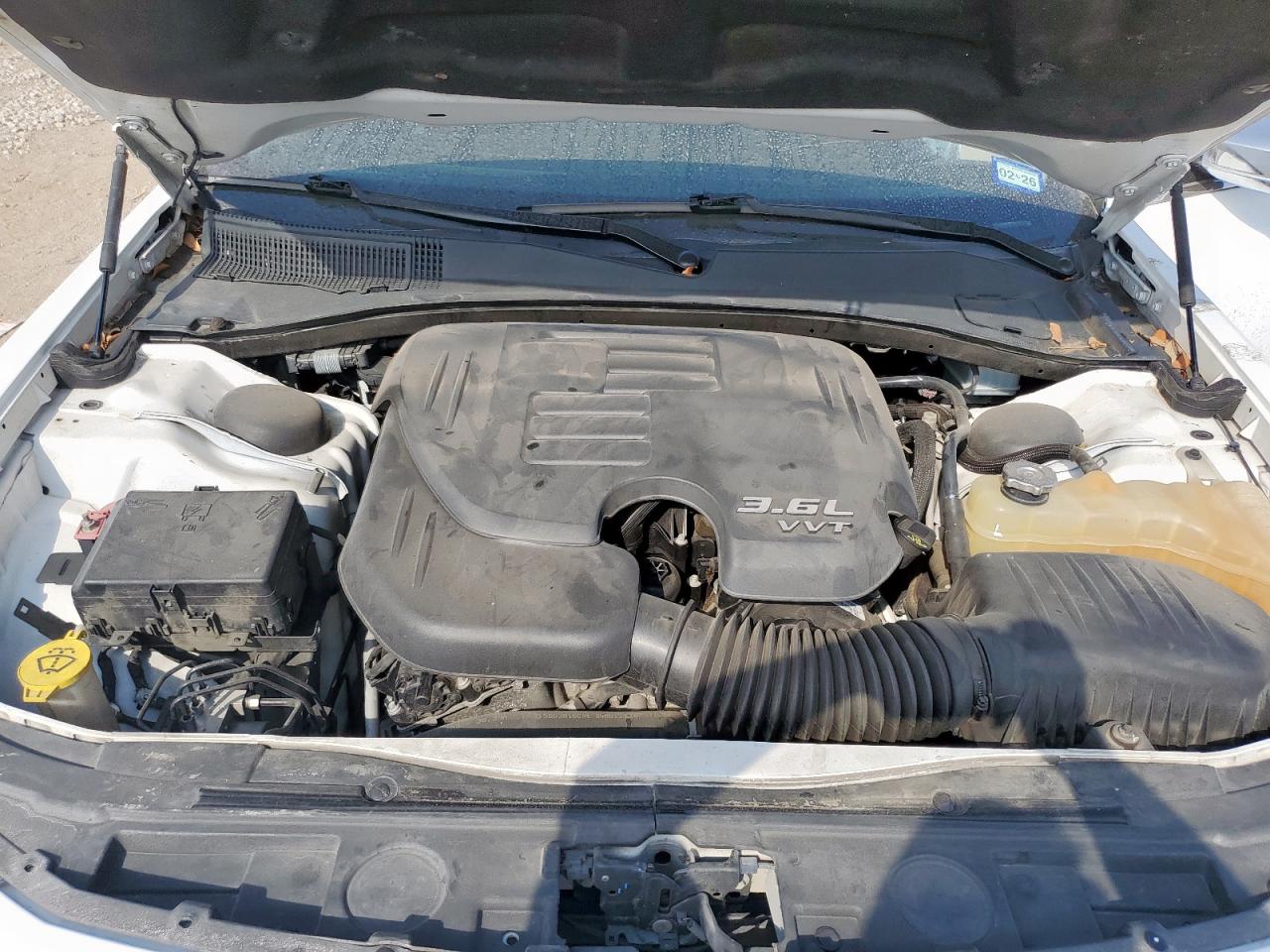 2018 Chrysler 300 Limited VIN: 2C3CCAEG5JH130034 Lot: 93379055