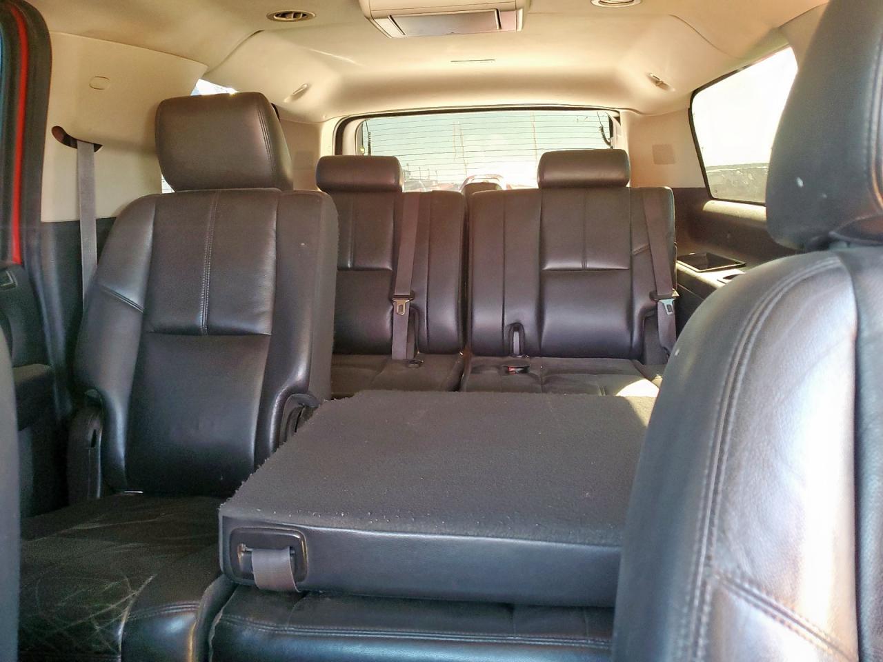 2014 Chevrolet Suburban C1500 Lt VIN: 1GNSCJE05ER206732 Lot: 92944785