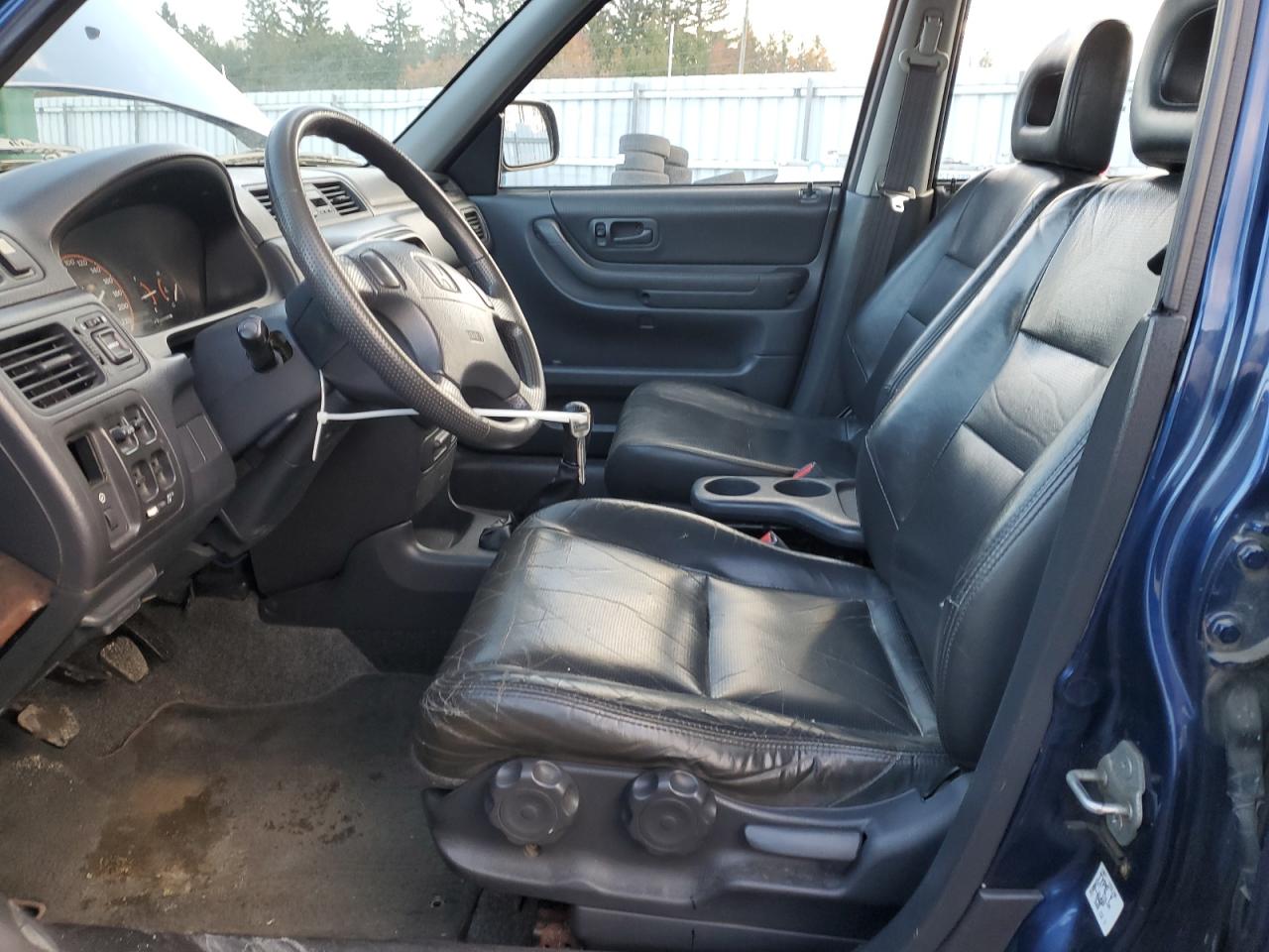 1999 Honda Cr-V Lx VIN: JHLRD1745XC807409 Lot: 91883295