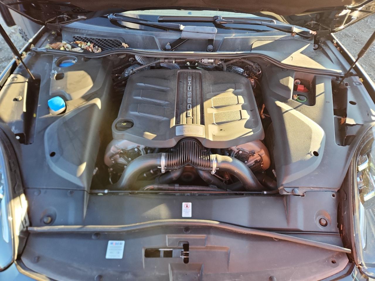 2016 Porsche Cayenne S VIN: WP1AB2A20GLA97041 Lot: 90051985