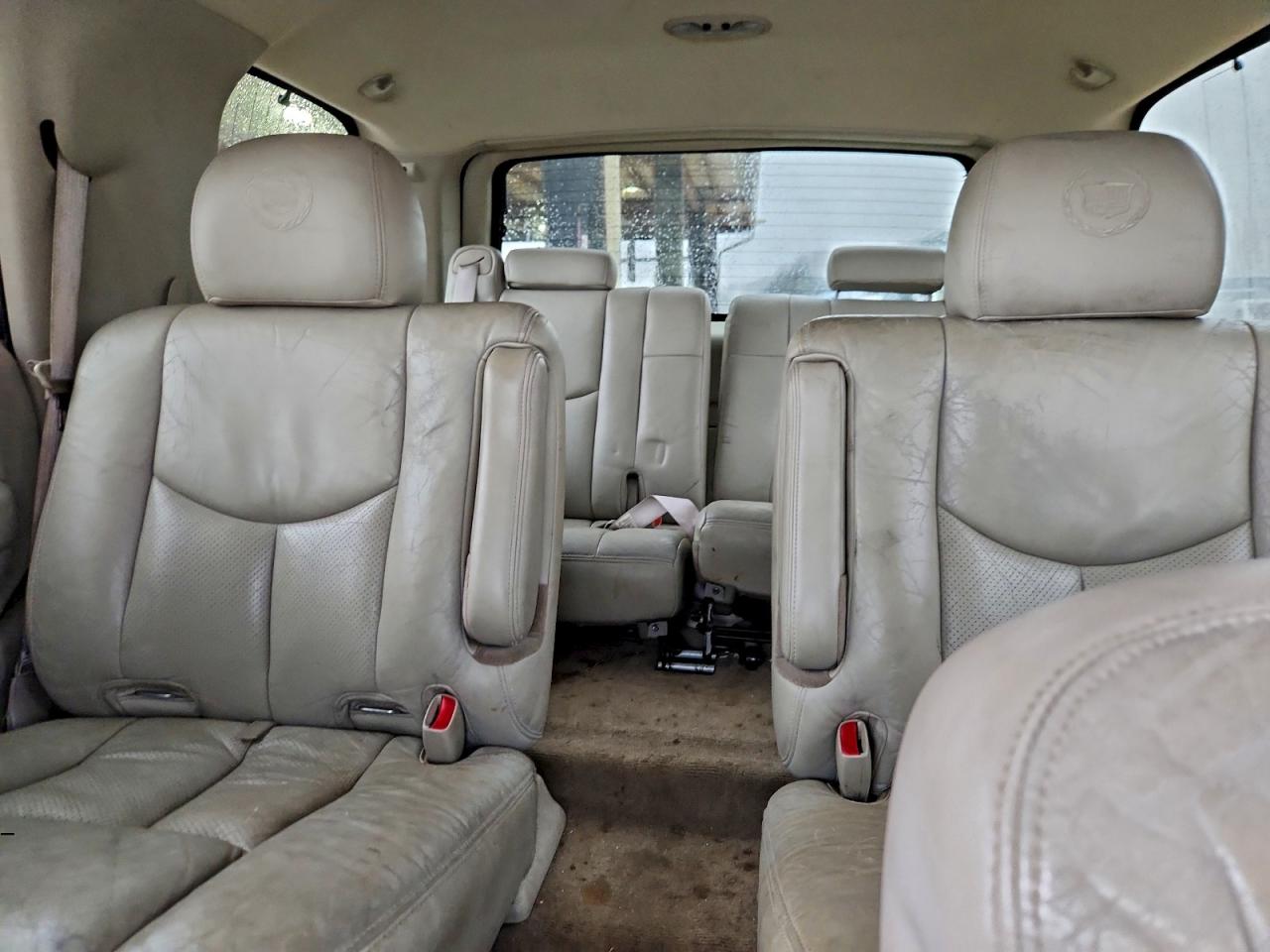 2004 Cadillac Escalade Luxury VIN: 1GYEC63T34R252567 Lot: 94116375