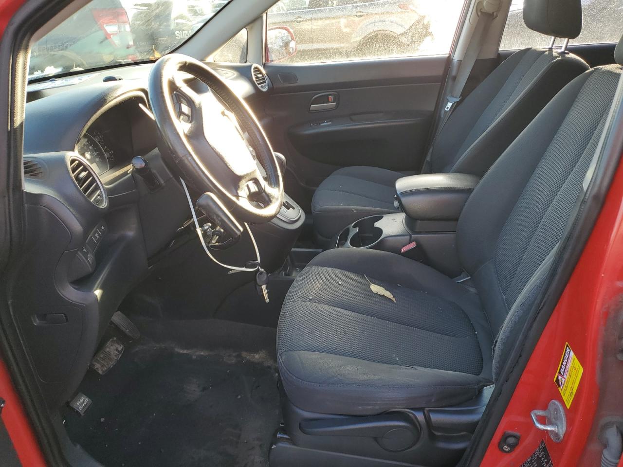 2009 Kia Rondo Base VIN: KNAFG528997267208 Lot: 92976015