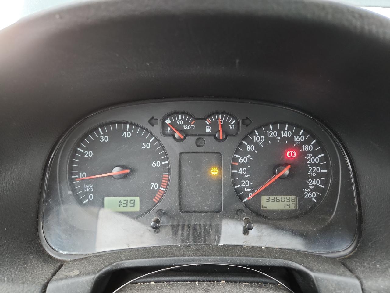 2000 Volkswagen Jetta Gls VIN: 3VWSA29M7YM063240 Lot: 94083145