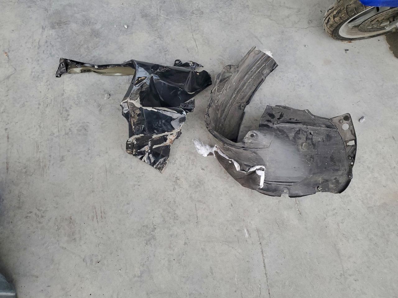 2016 Honda Cr-V Lx VIN: 2HKRM4H33GH647894 Lot: 93851955