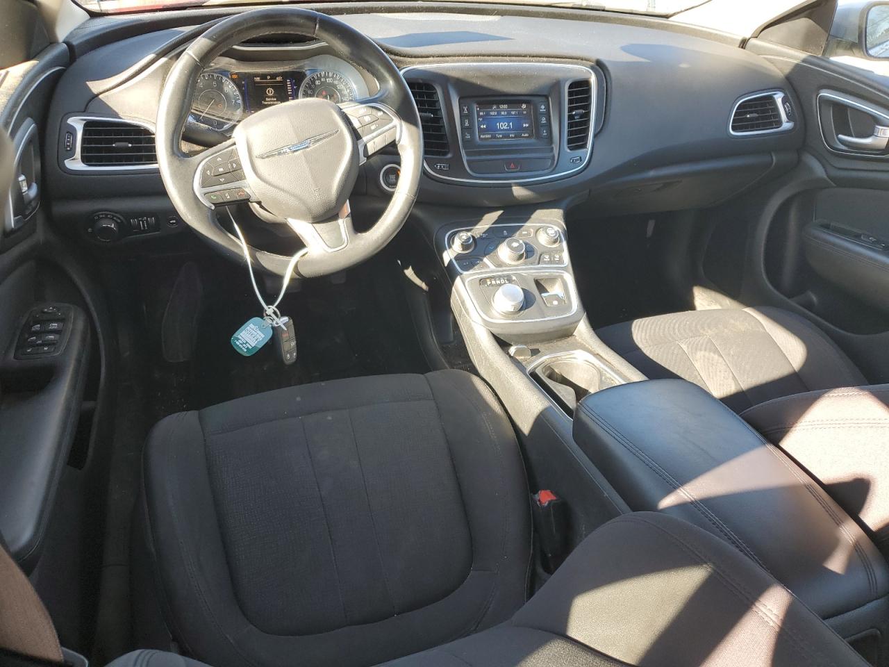 2015 Chrysler 200 Limited VIN: 1C3CCCAB0FN745871 Lot: 92810515