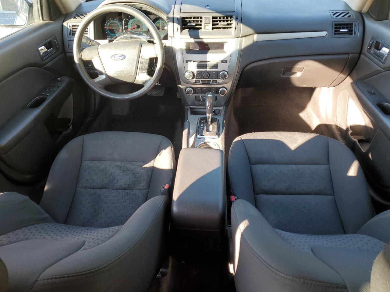 2010 Ford Fusion Se VIN: 3FAHP0HA3AR126775 Lot: 93650115