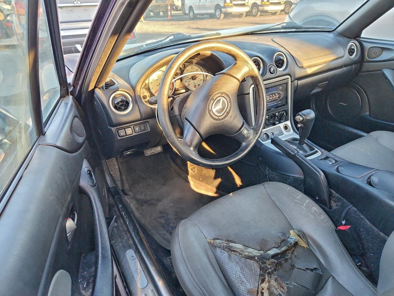 2003 Mazda Mx-5 Miata Base VIN: JM1NB353X30309693 Lot: 92464595