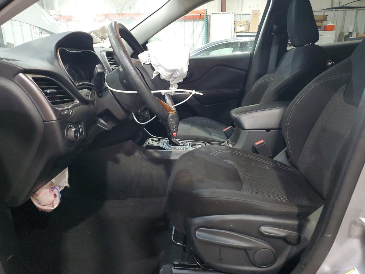 2019 Jeep Cherokee Latitude VIN: 1C4PJLCB6KD344616 Lot: 91839635