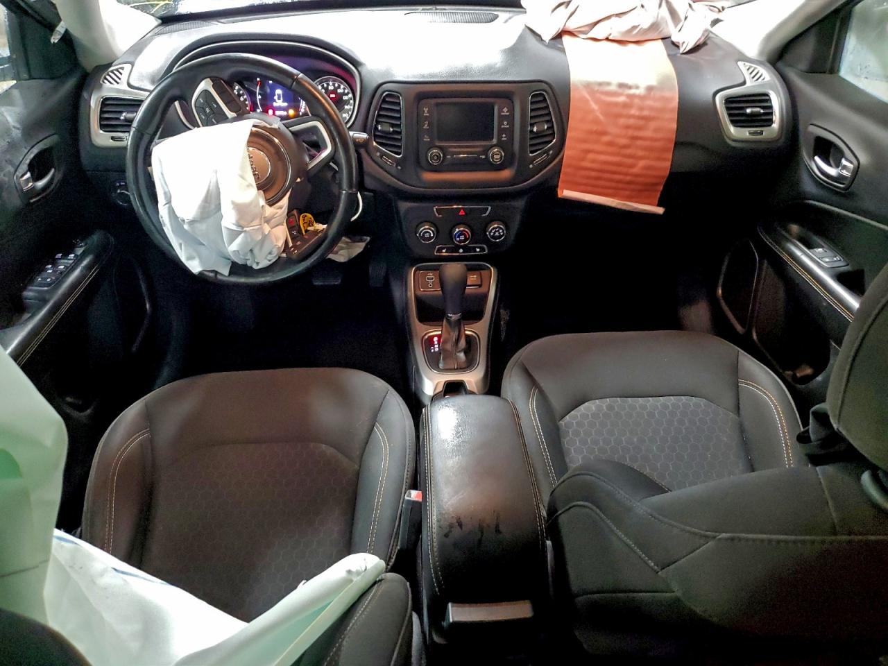 2018 Jeep Compass Sport VIN: 3C4NJCAB4JT489351 Lot: 94305045