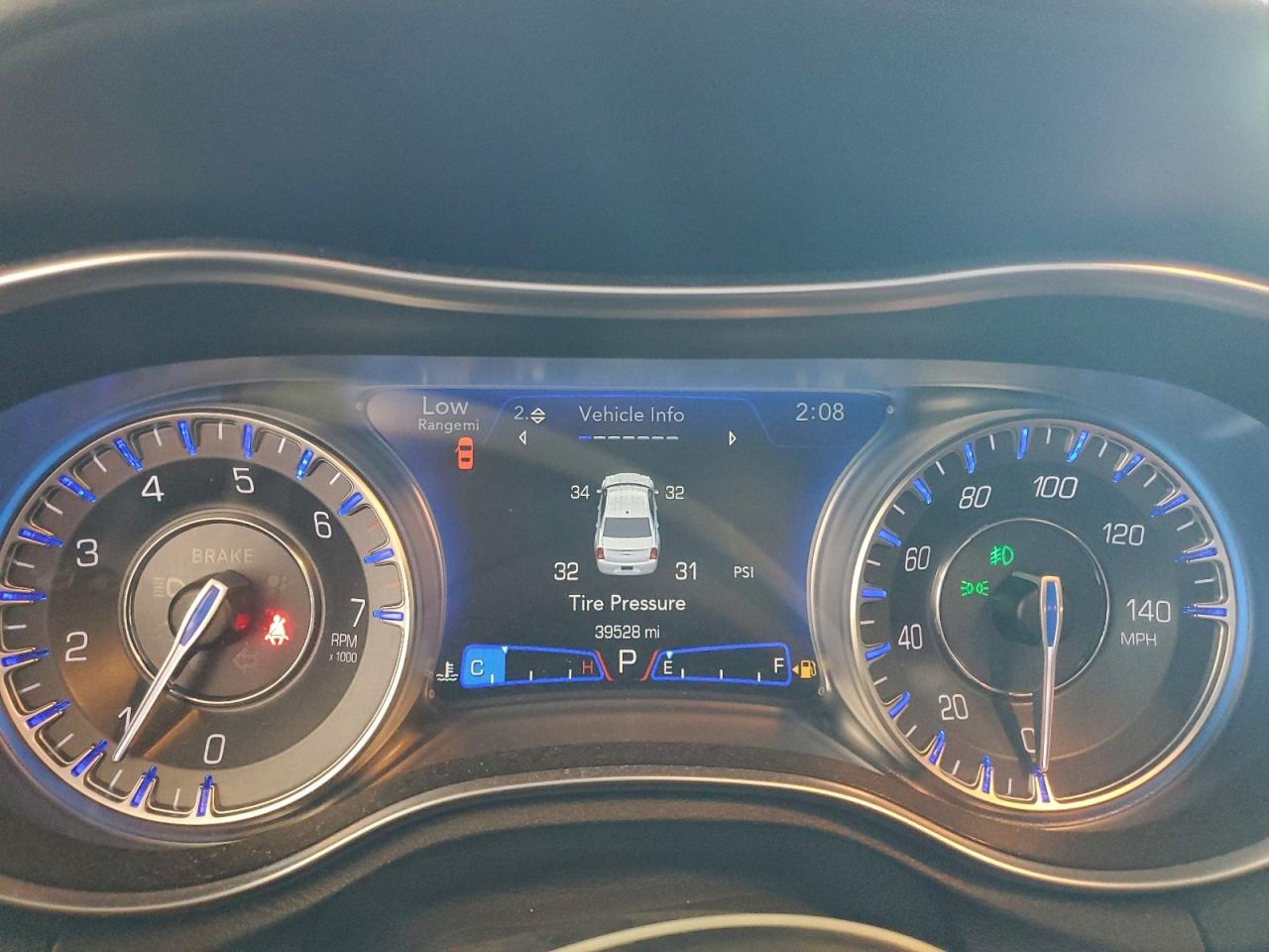 2023 Chrysler 300 Touring L VIN: 2C3CCADG8PH652604 Lot: 93901105