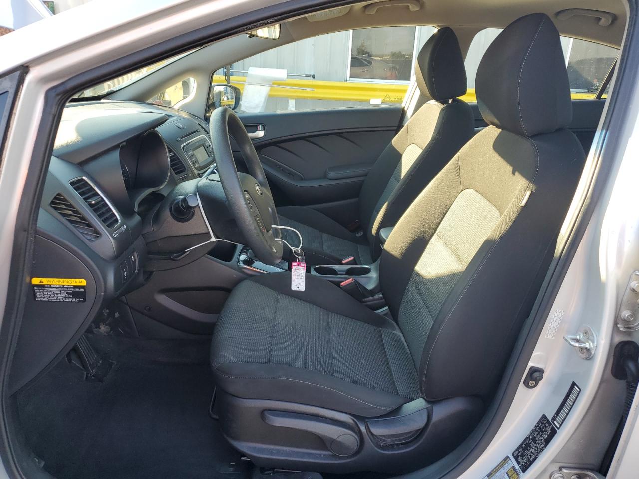 2017 Kia Forte Lx VIN: 3KPFK4A71HE066020 Lot: 93307405