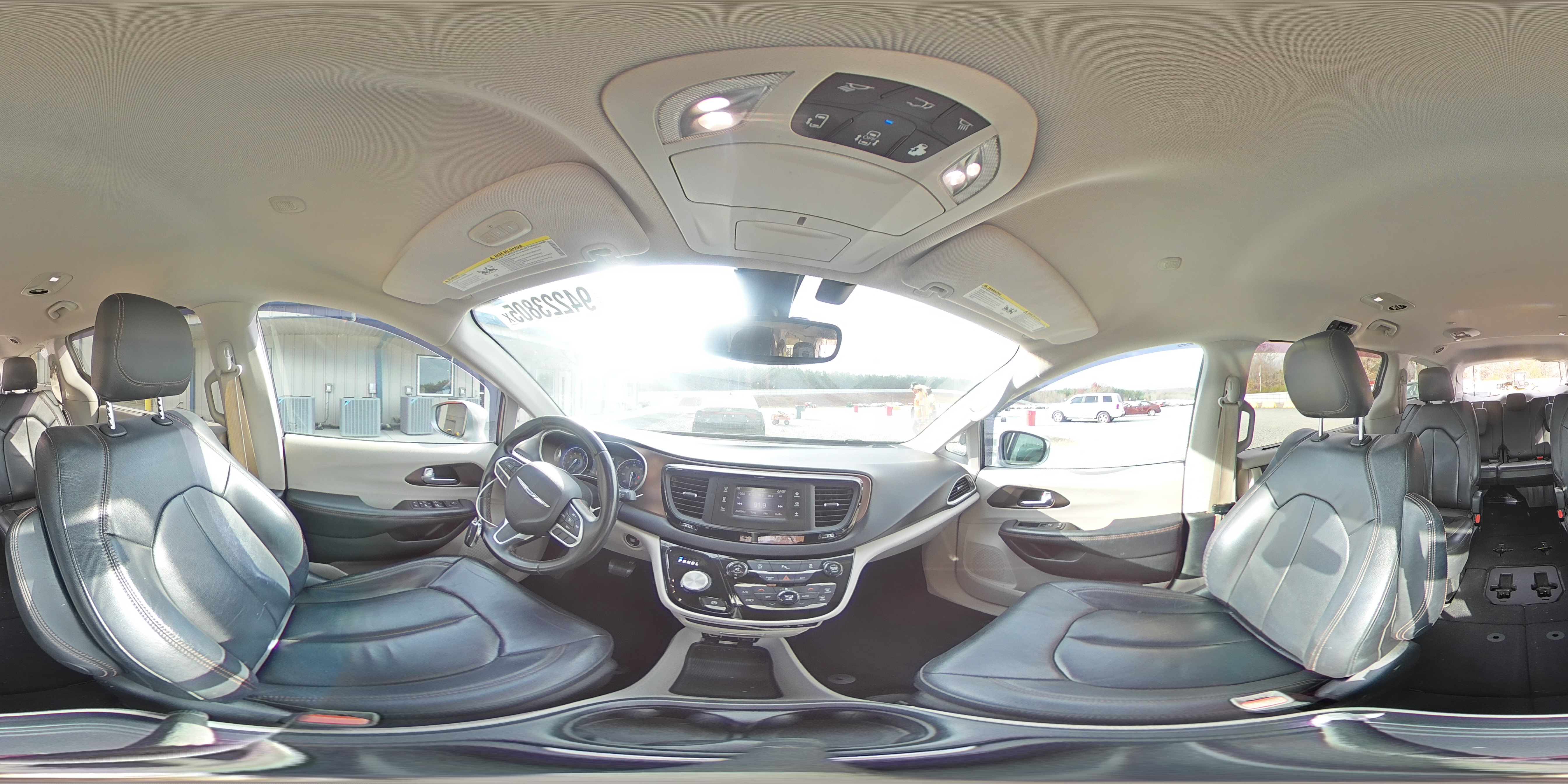 2017 Chrysler Pacifica Touring L VIN: 2C4RC1BG7HR720251 Lot: 94223805