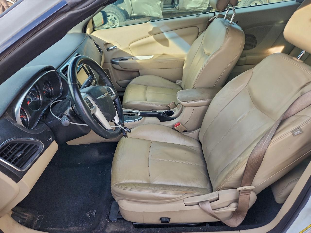 2014 Chrysler 200 Limited VIN: 1C3BCBFG9EN159775 Lot: 94756395