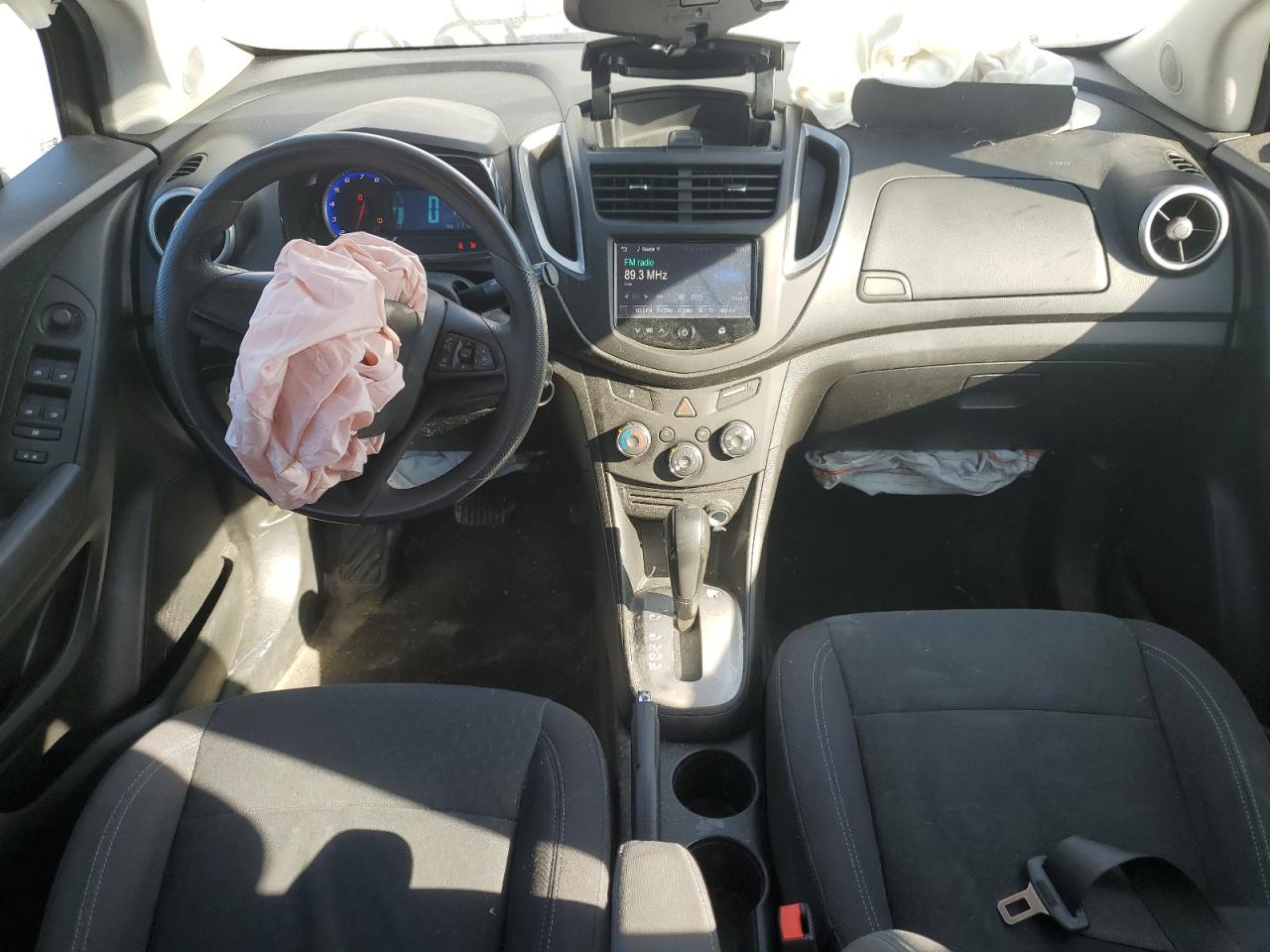 2016 Chevrolet Trax Ls VIN: KL7CJKSBXGB668839 Lot: 92613375