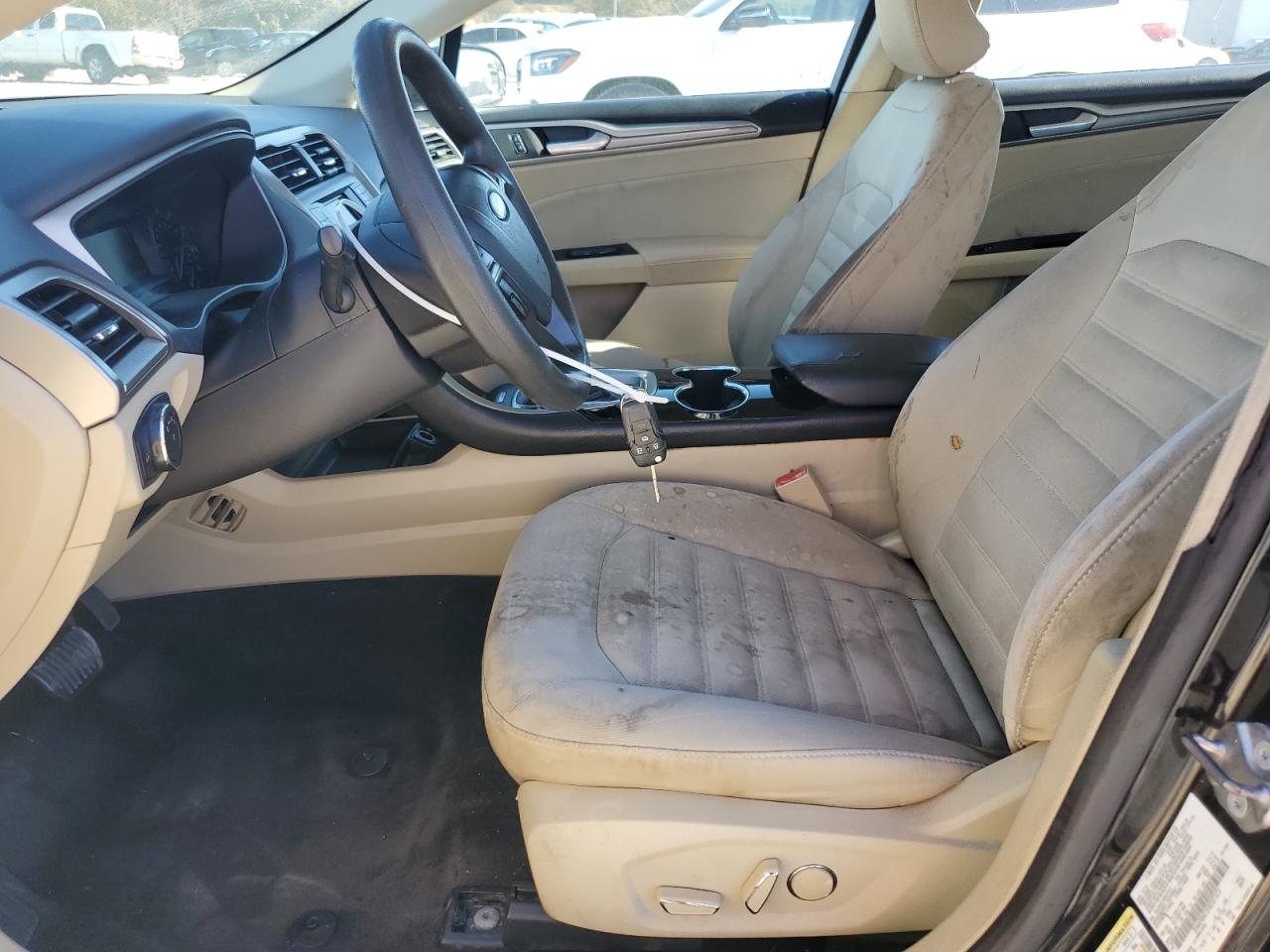 2015 Ford Fusion Se VIN: 3FA6P0H72FR227373 Lot: 91030285