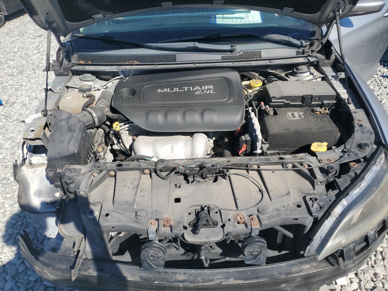 2015 Chrysler 200 Limited VIN: 1C3CCCAB5FN559615 Lot: 93135085