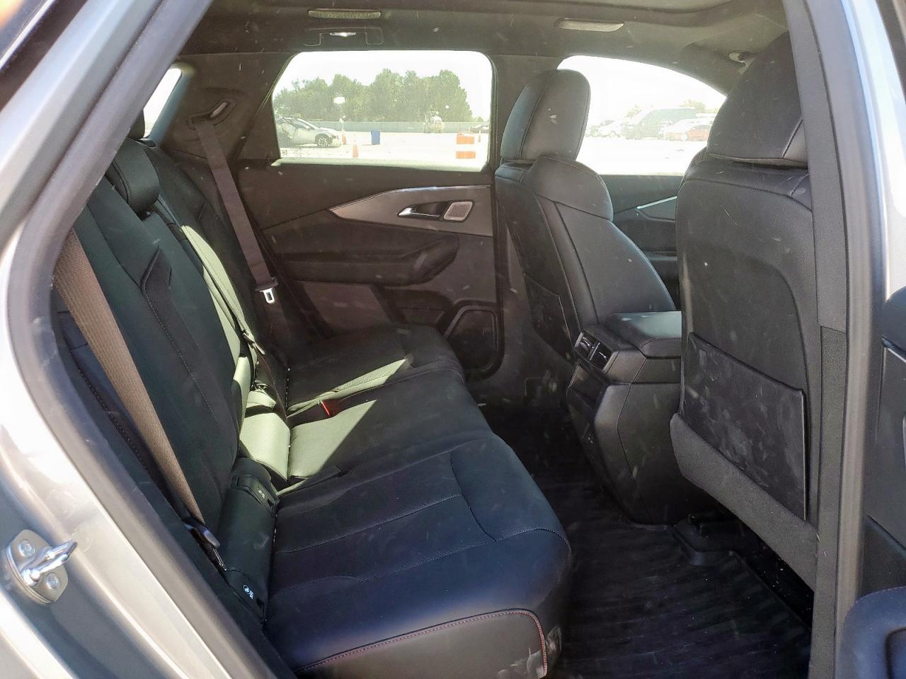 2024 Acura Zdx A-Spec VIN: 4W5KHNRL5RZ505880 Lot: 92122525