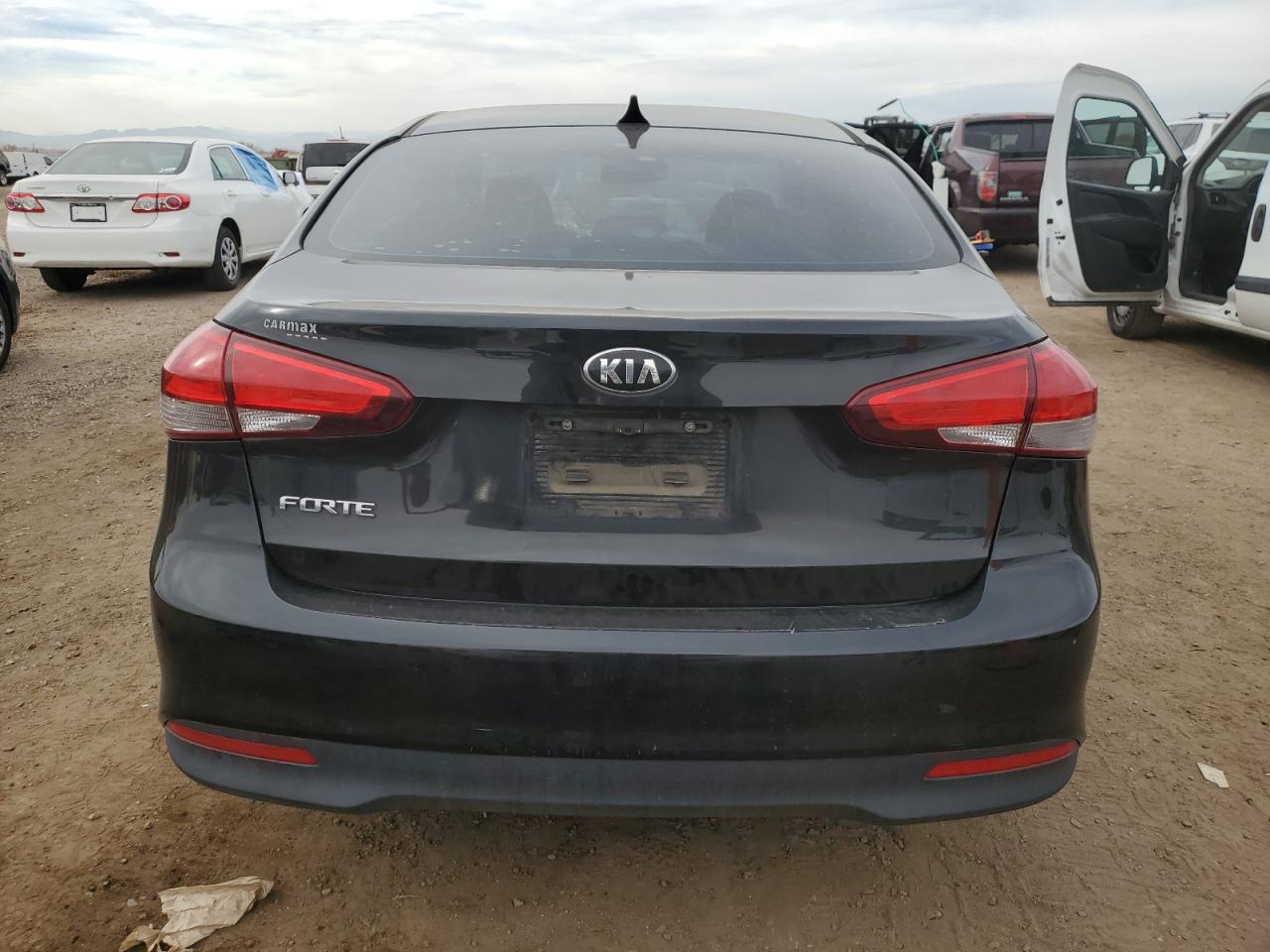 2017 Kia Forte Lx VIN: 3KPFK4A73HE054919 Lot: 90040665