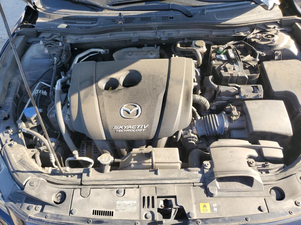 2018 Mazda 3 Touring VIN: 3MZBN1V38JM205662 Lot: 90739335