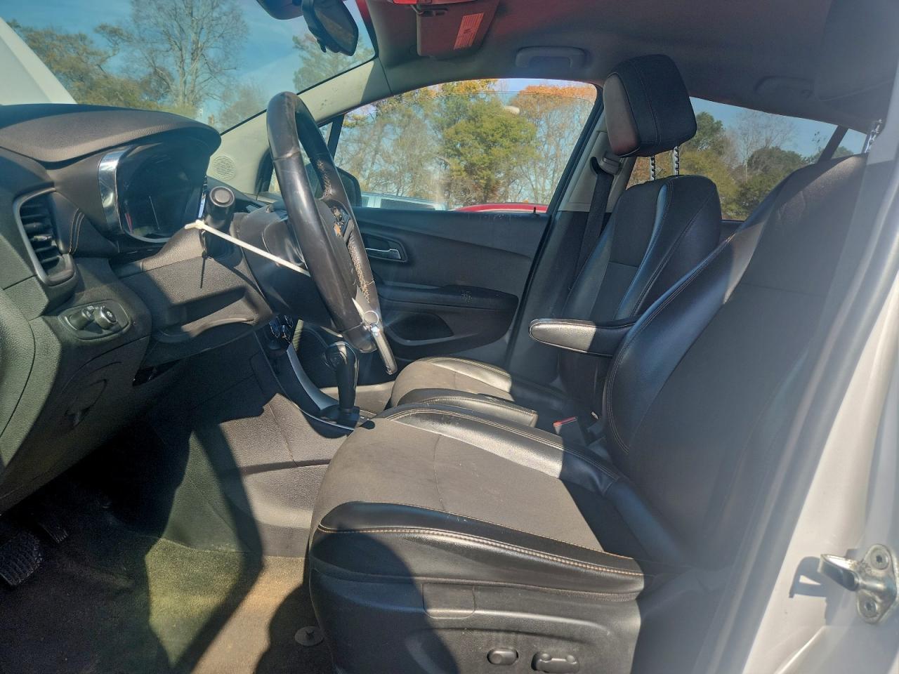 2019 Chevrolet Trax 1Lt VIN: 3GNCJLSB2KL145502 Lot: 93982195