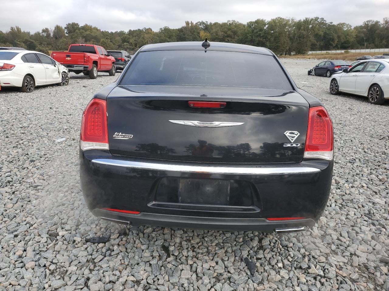 2015 Chrysler 300 Limited VIN: 2C3CCAAG6FH749125 Lot: 90895965