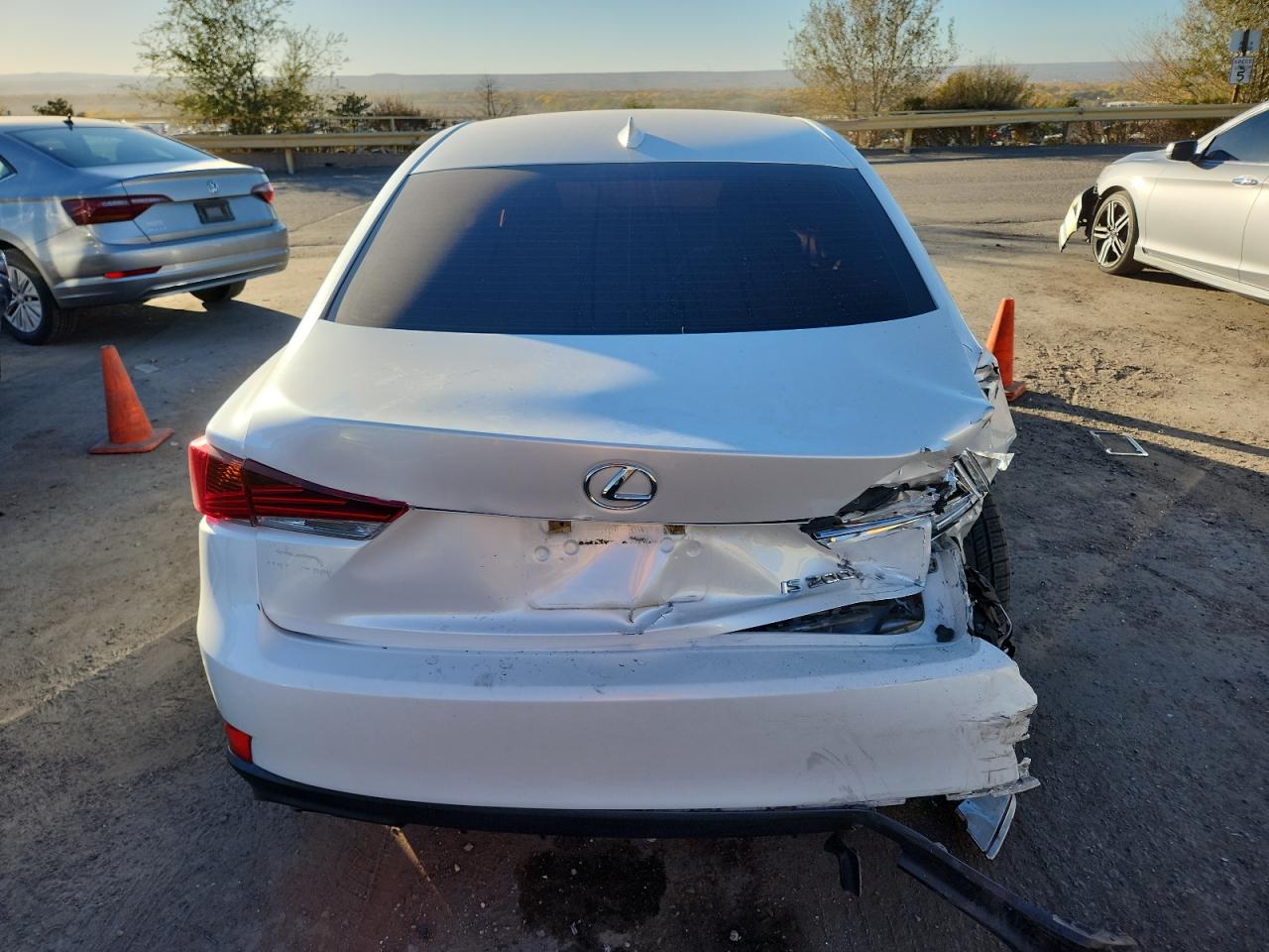 2017 Lexus Is 200T VIN: JTHBA1D28H5047930 Lot: 92225295