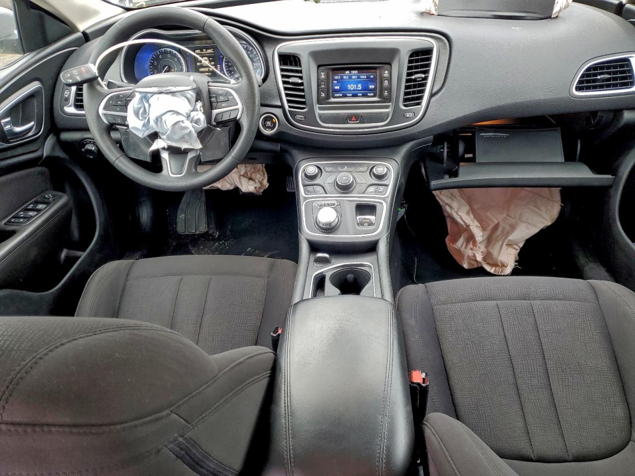 2015 Chrysler 200 Limited VIN: 1C3CCCAB7FN556618 Lot: 94276485