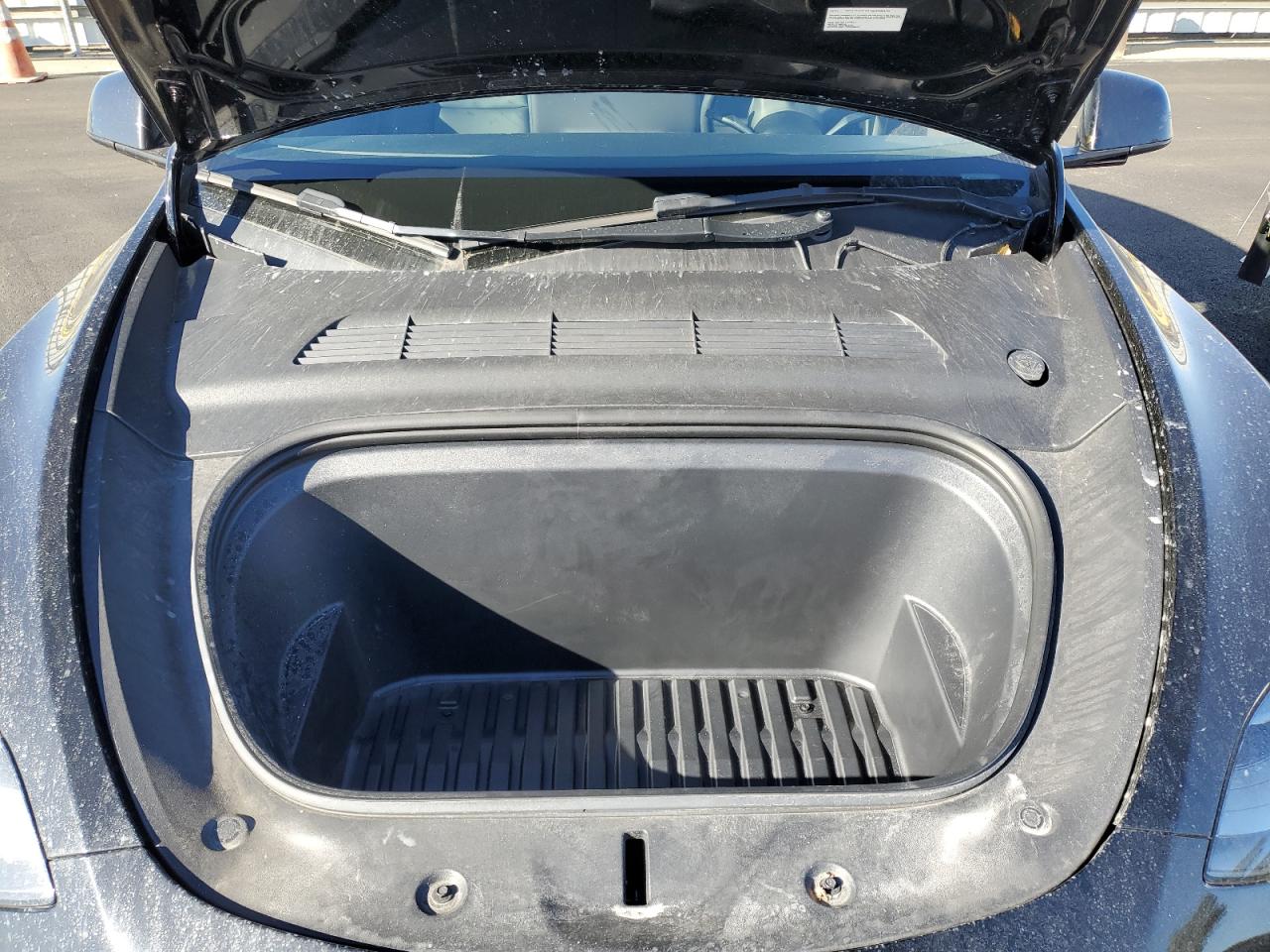 2023 Tesla Model Y VIN: 7SAYGDEFXPF911731 Lot: 94956185