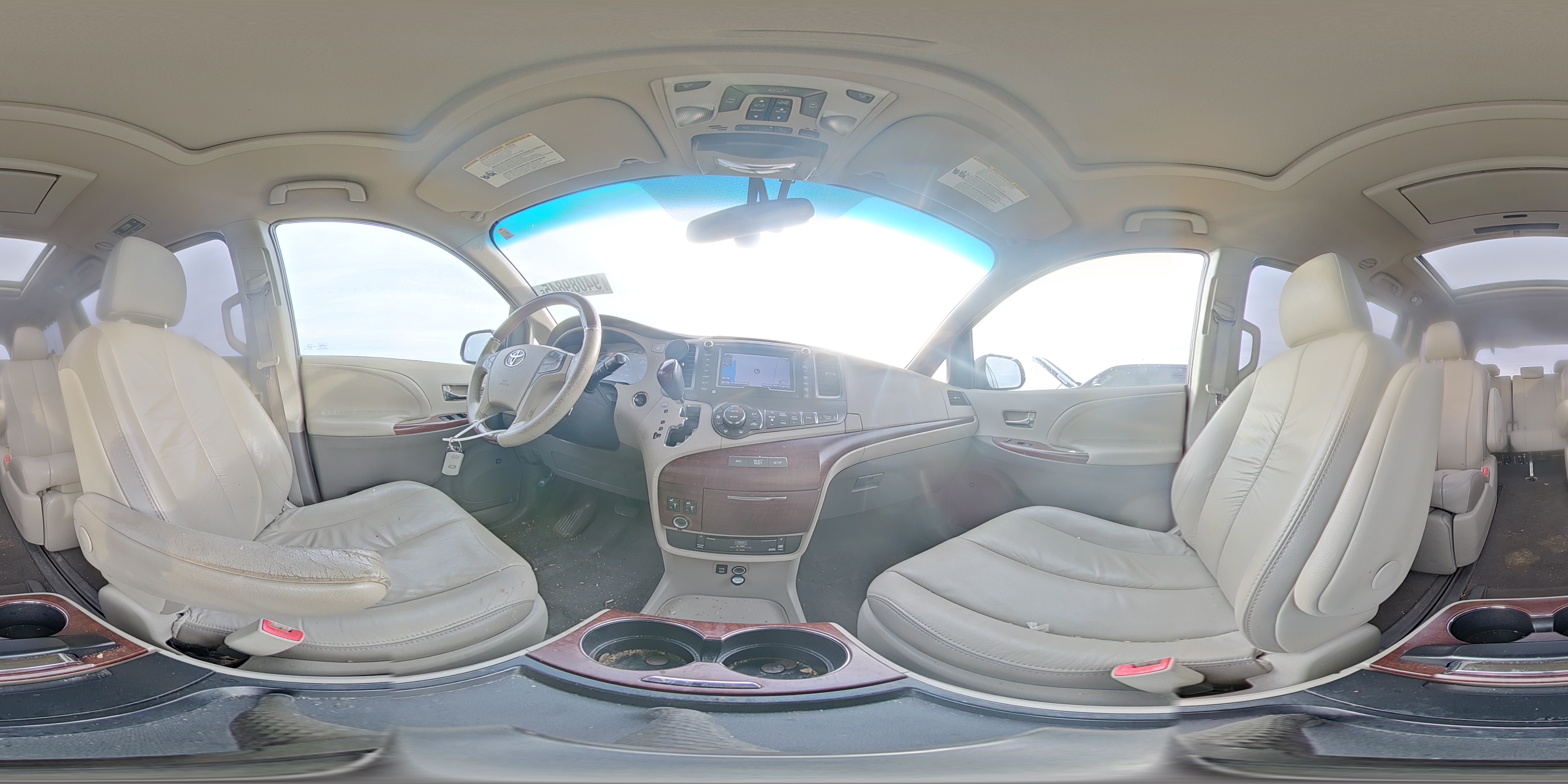 2011 Toyota Sienna Xle VIN: 5TDYK3DC4BS021419 Lot: 94089845