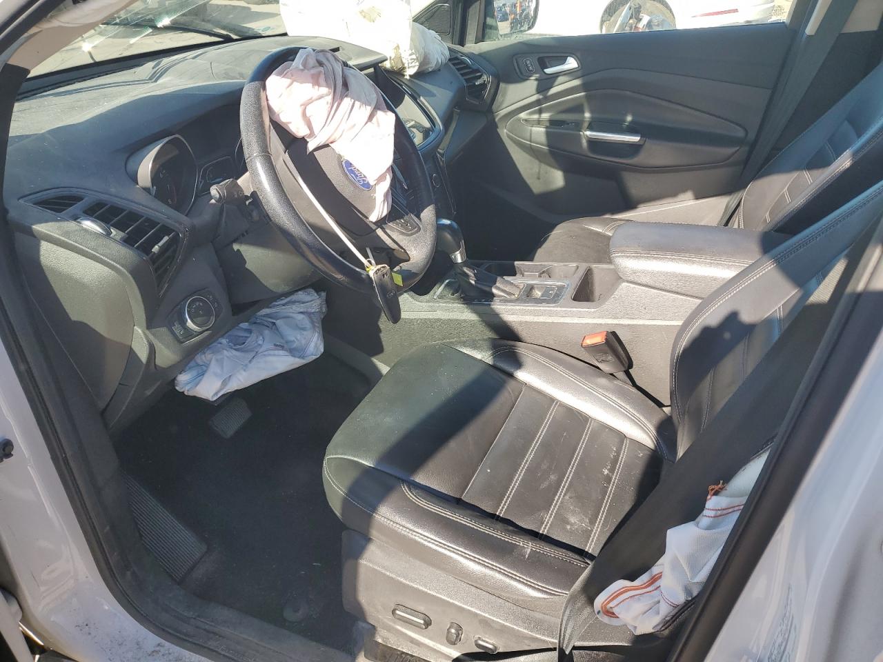 2017 Ford Escape Titanium VIN: 1FMCU9J95HUD47522 Lot: 90681945