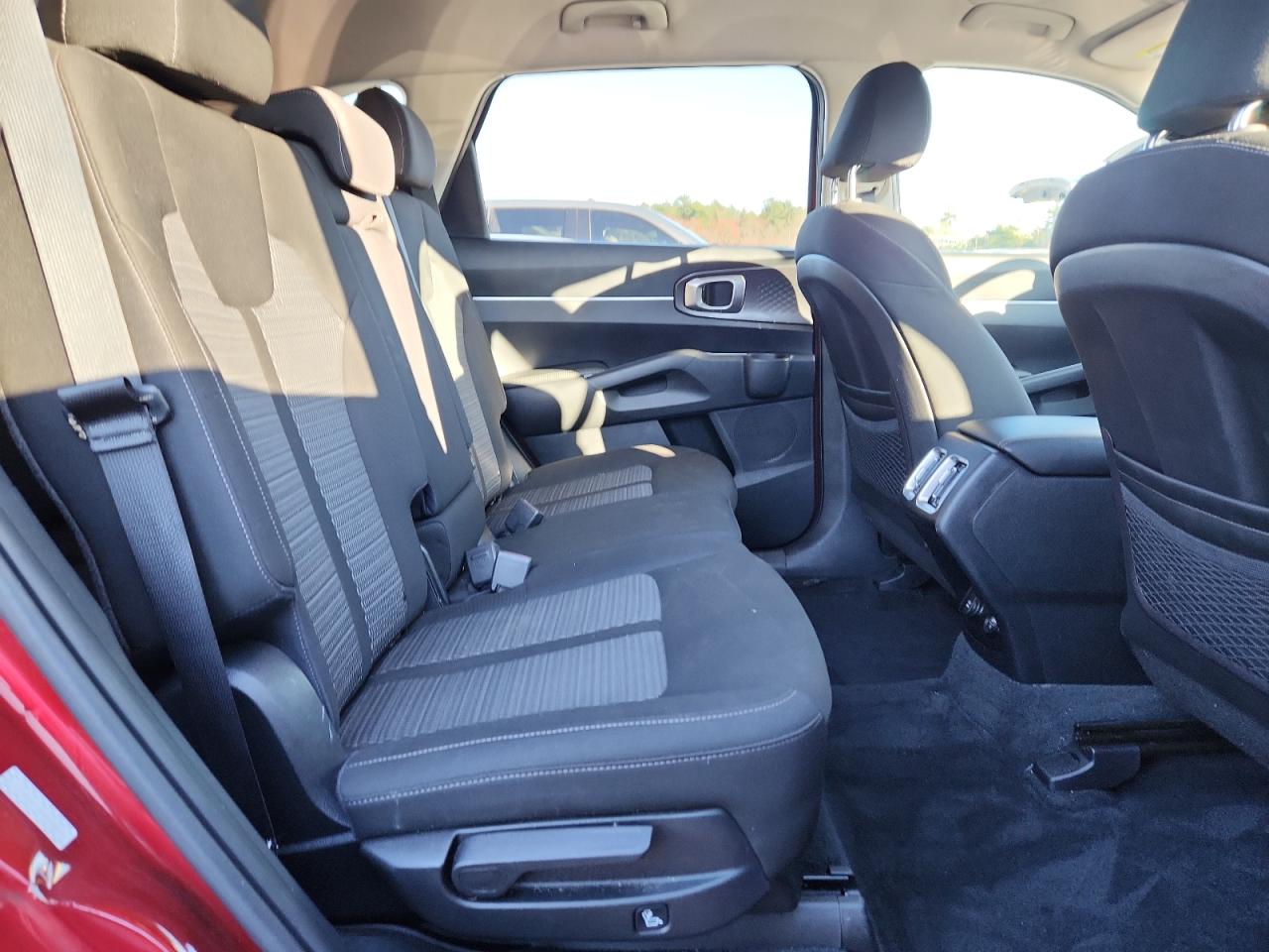 2022 Kia Sorento Lx VIN: 5XYRGDLC2NG100618 Lot: 92810605