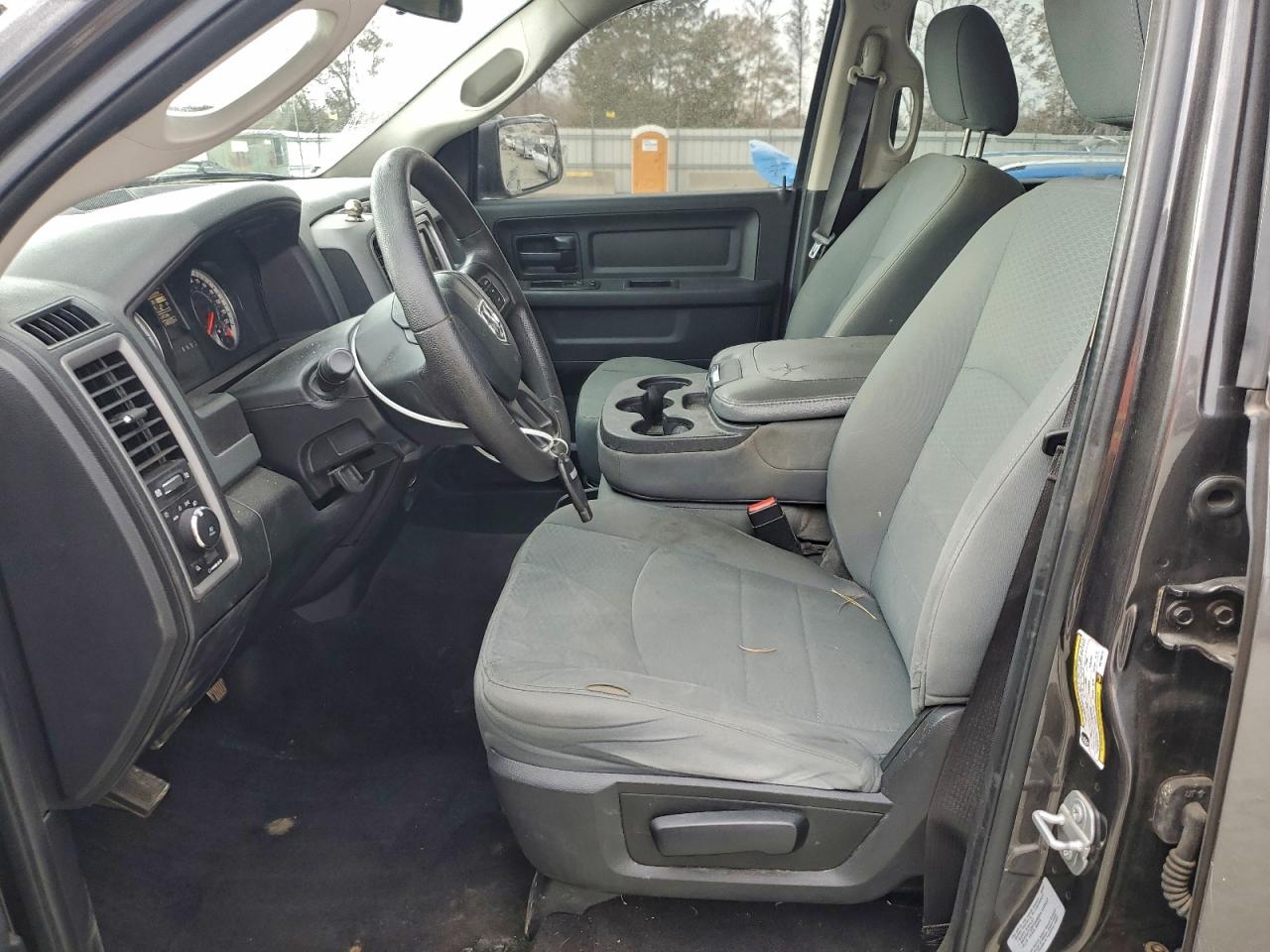 2017 Ram 1500 St VIN: 3C6RR7KT8HG735613 Lot: 93823725