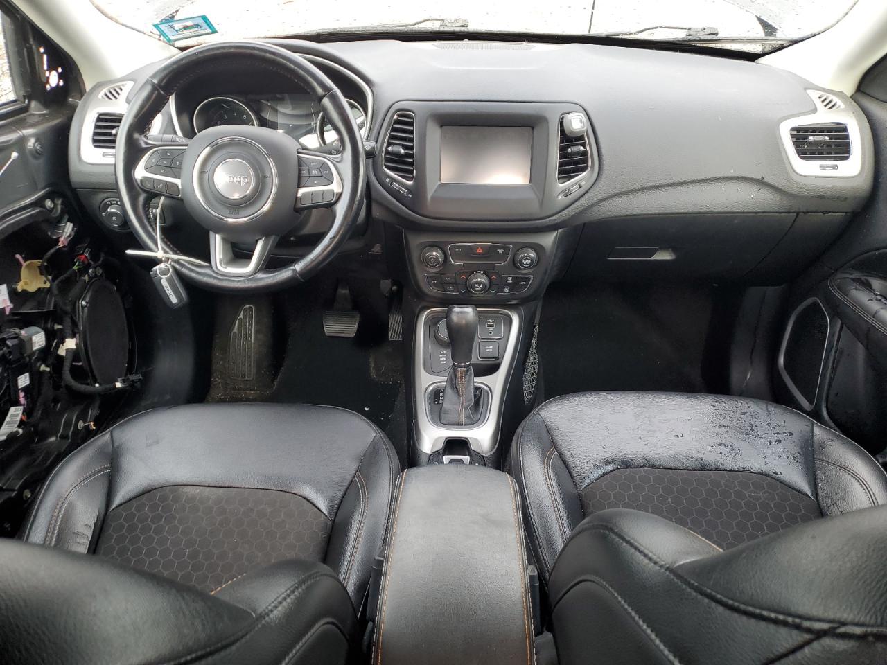 2020 Jeep Compass Latitude VIN: 3C4NJDBB6LT229329 Lot: 93658145