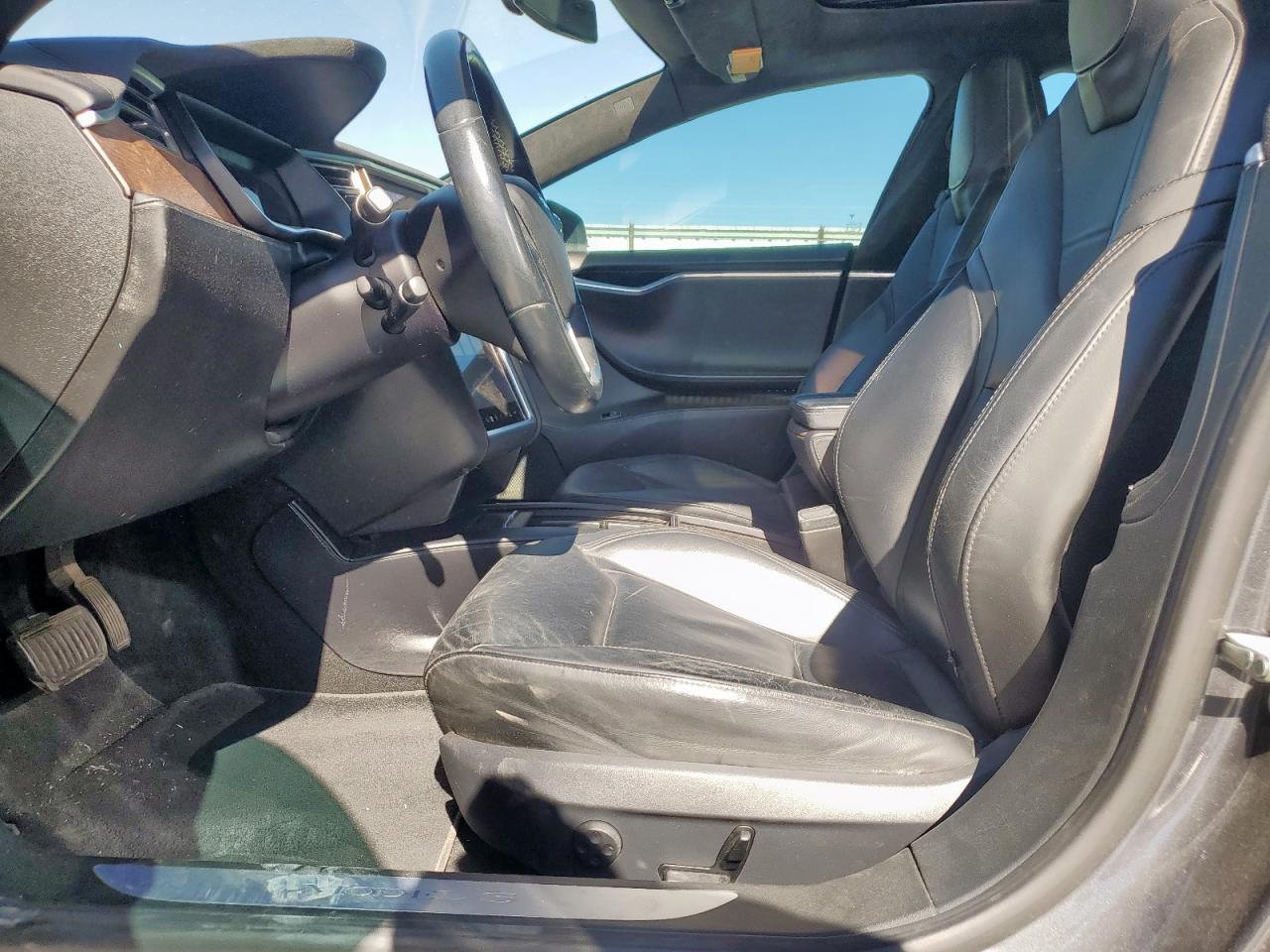 2016 Tesla Model S VIN: 5YJSA1E29GF145717 Lot: 91206435