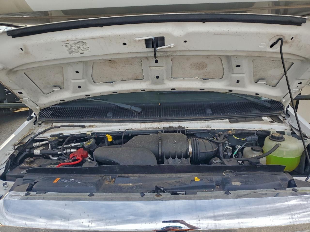 2019 Ford Econoline E450 Super Duty Cutaway Van VIN: 1FDXE4FS5KDC01674 Lot: 93635365