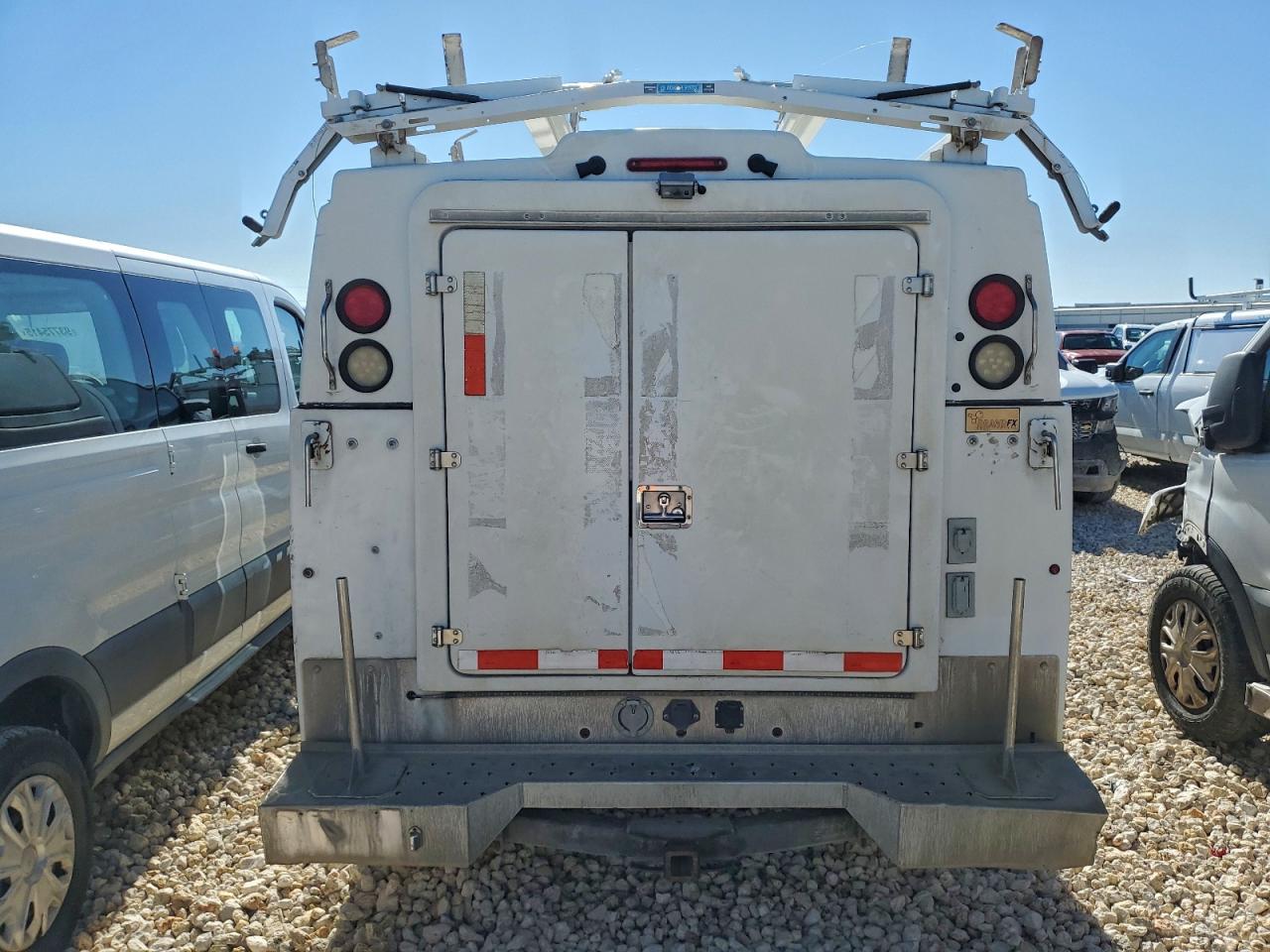 2013 Ford F350 Utility / Service Truck VIN: 1FDRF3A66DEB92524 Lot: 91797755