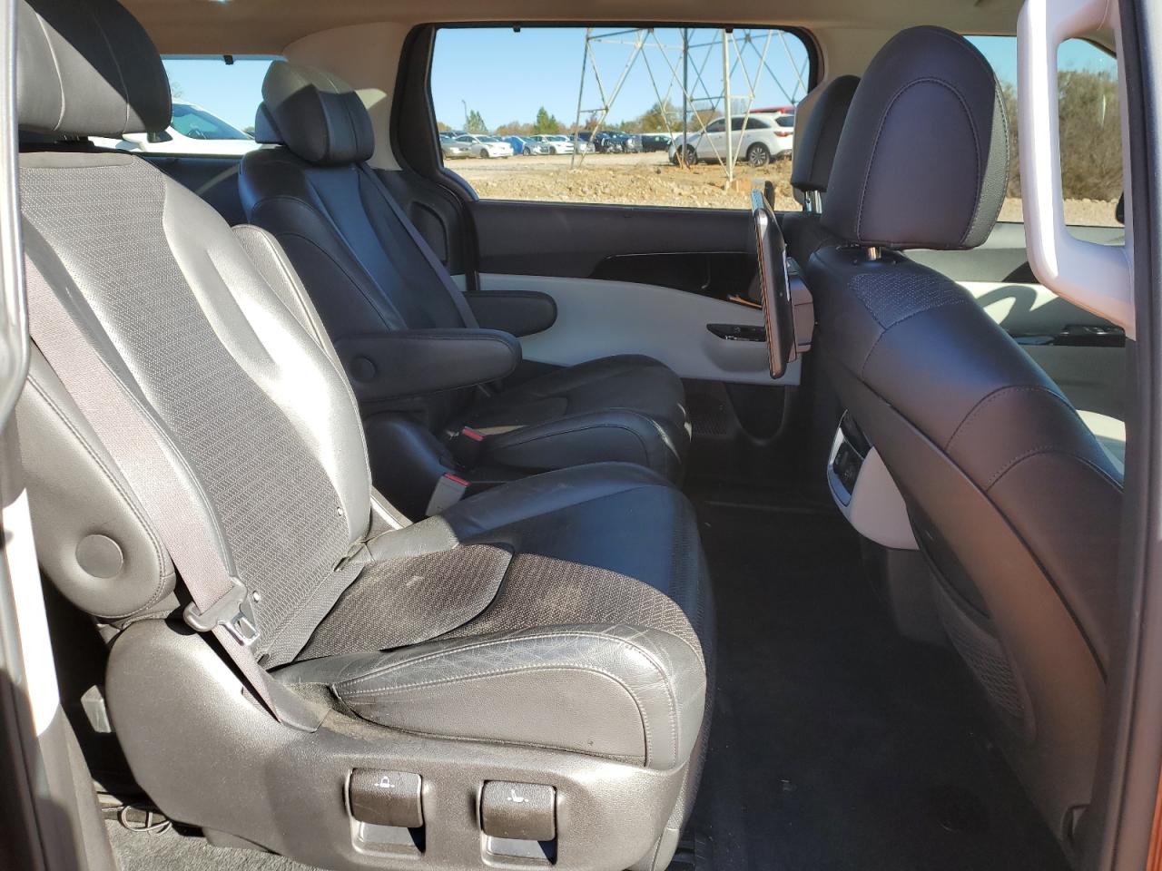 2022 Kia Carnival Sx Prestige VIN: KNDNE5H39N6079384 Lot: 92373325