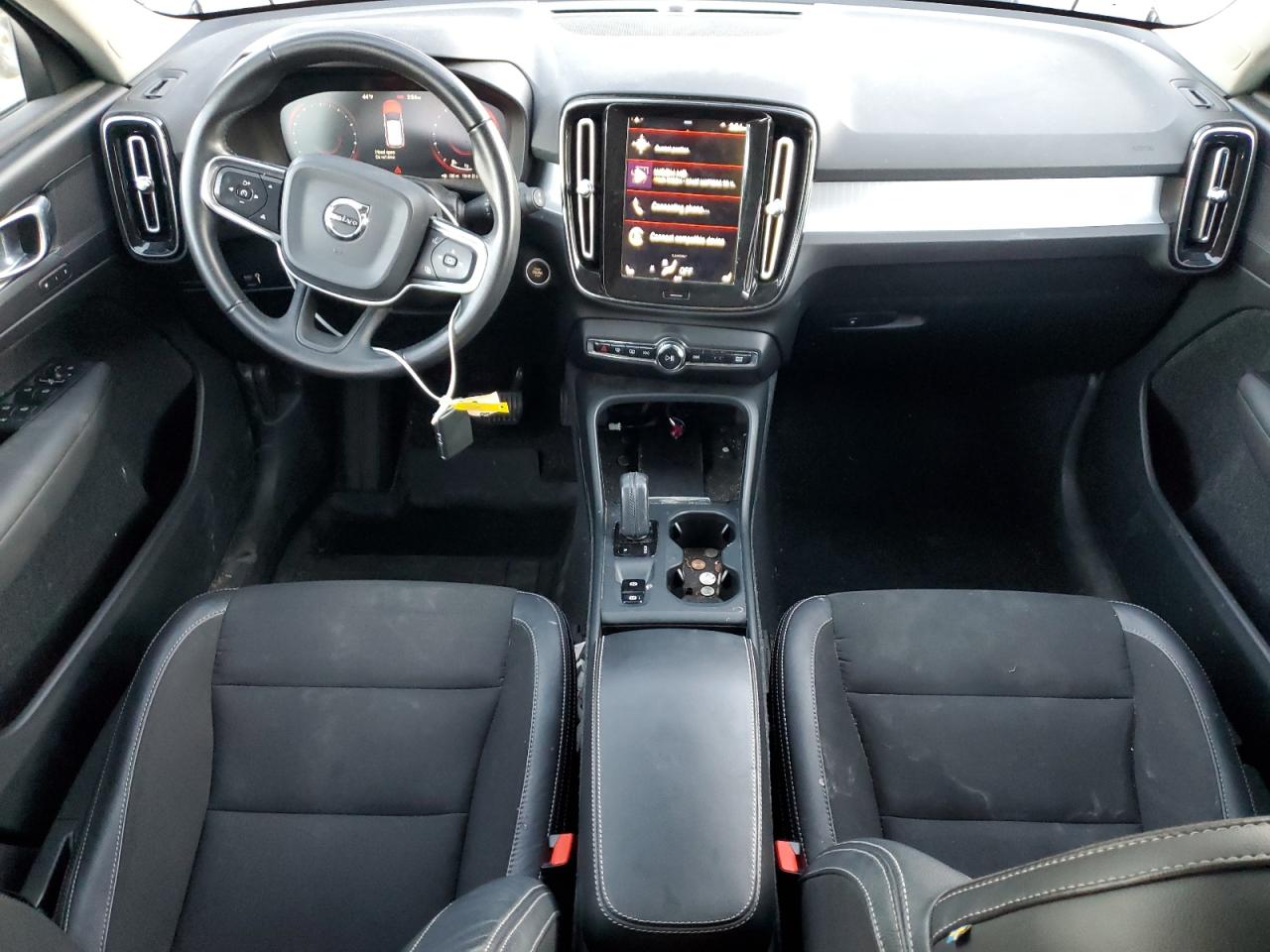 2020 Volvo Xc40 T5 Momentum VIN: YV4162UK2L2260769 Lot: 92273835