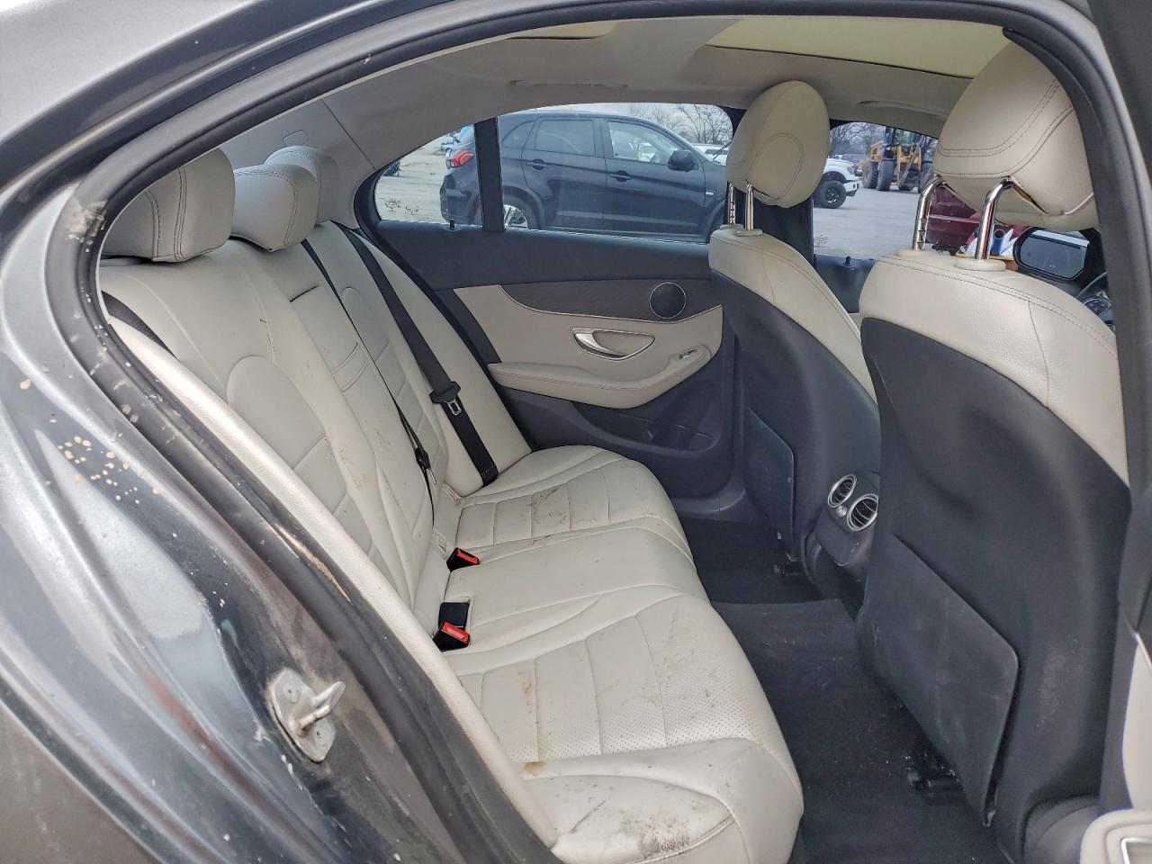 2017 Mercedes-Benz C 300 VIN: 55SWF4JB0HU229337 Lot: 93680815