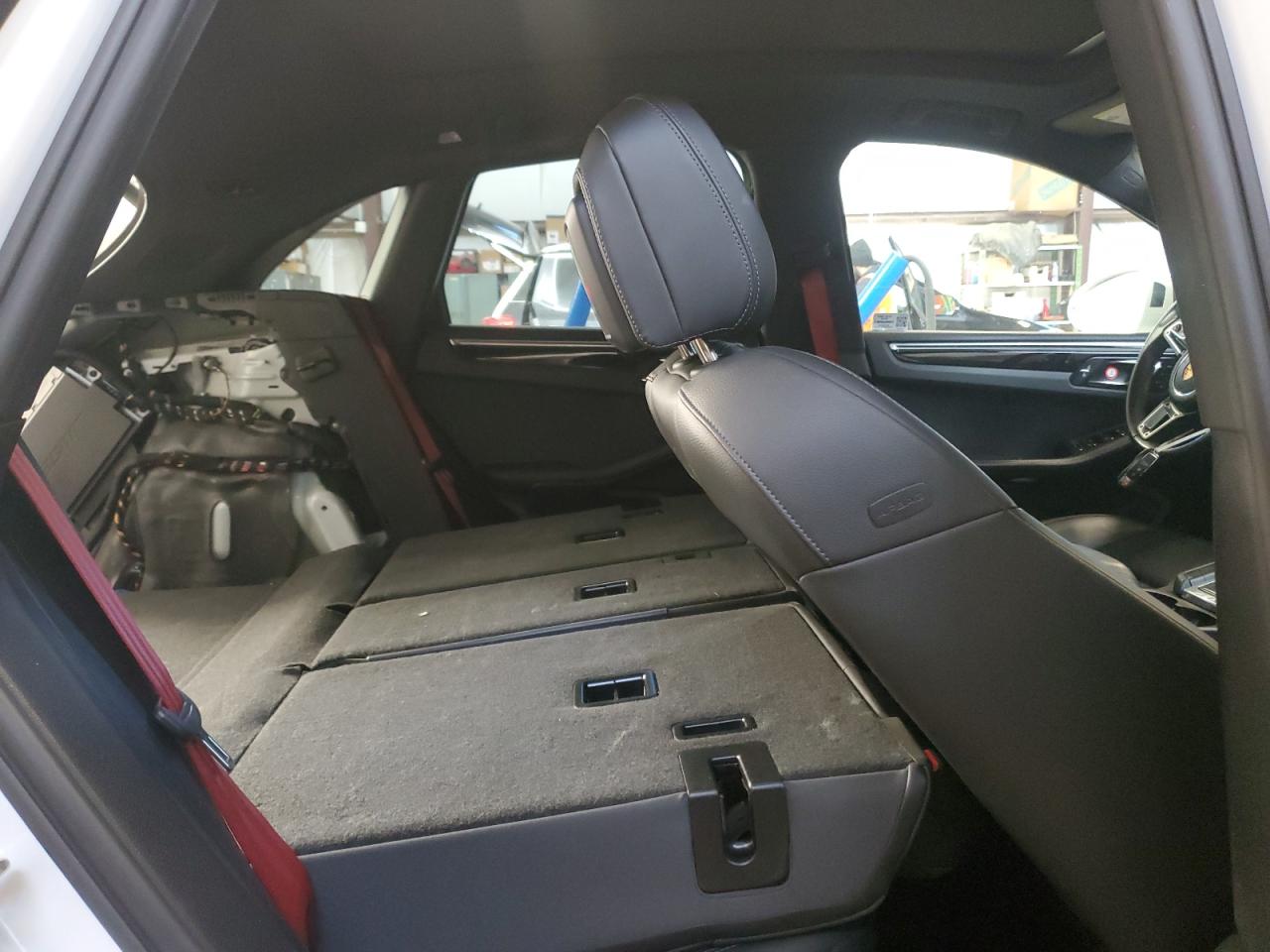 2021 Porsche Macan S VIN: WP1AB2A53MLB35853 Lot: 90616895