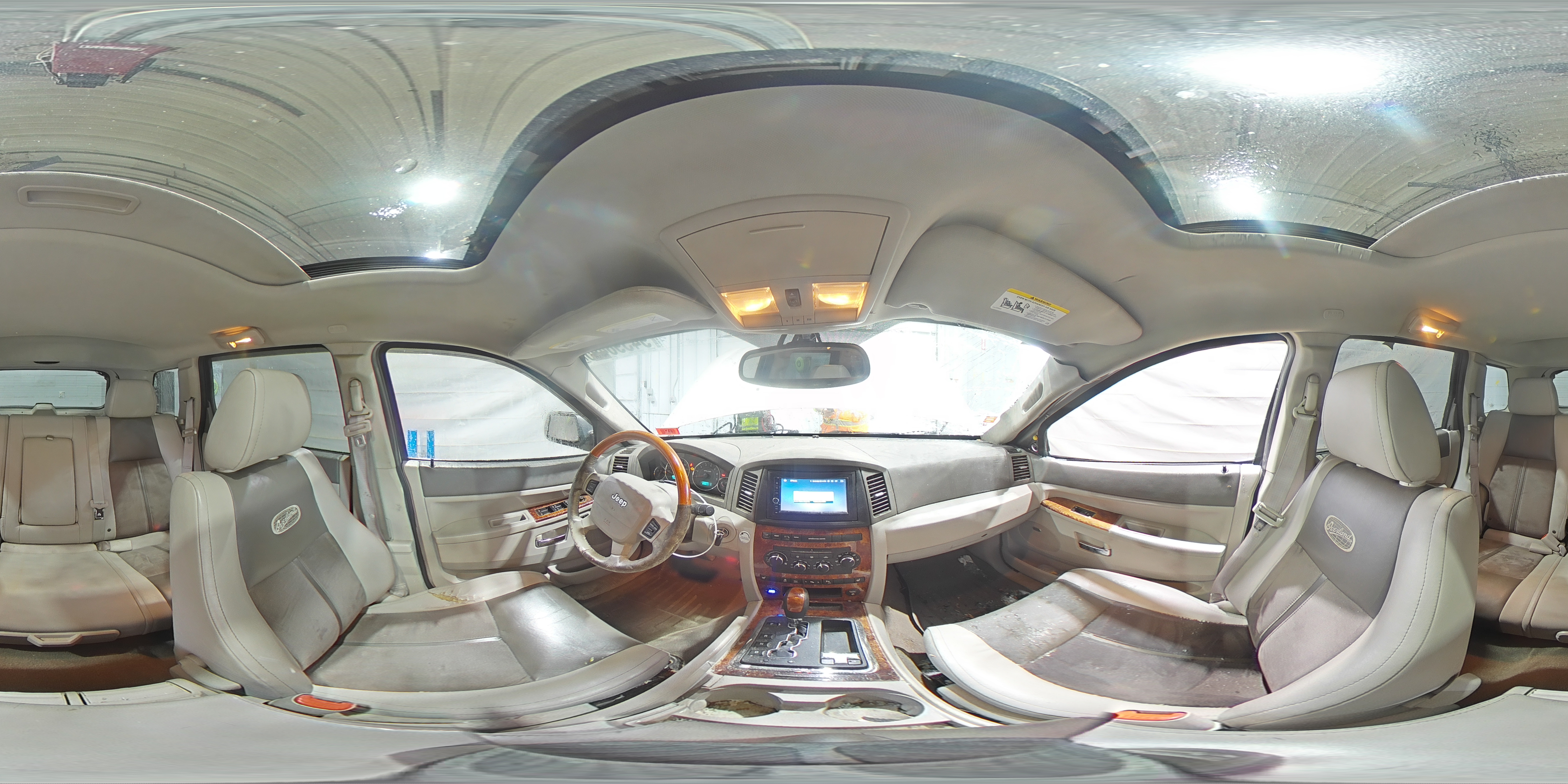 2007 Jeep Grand Cherokee Overland VIN: 1J8HR68287C575496 Lot: 94598495