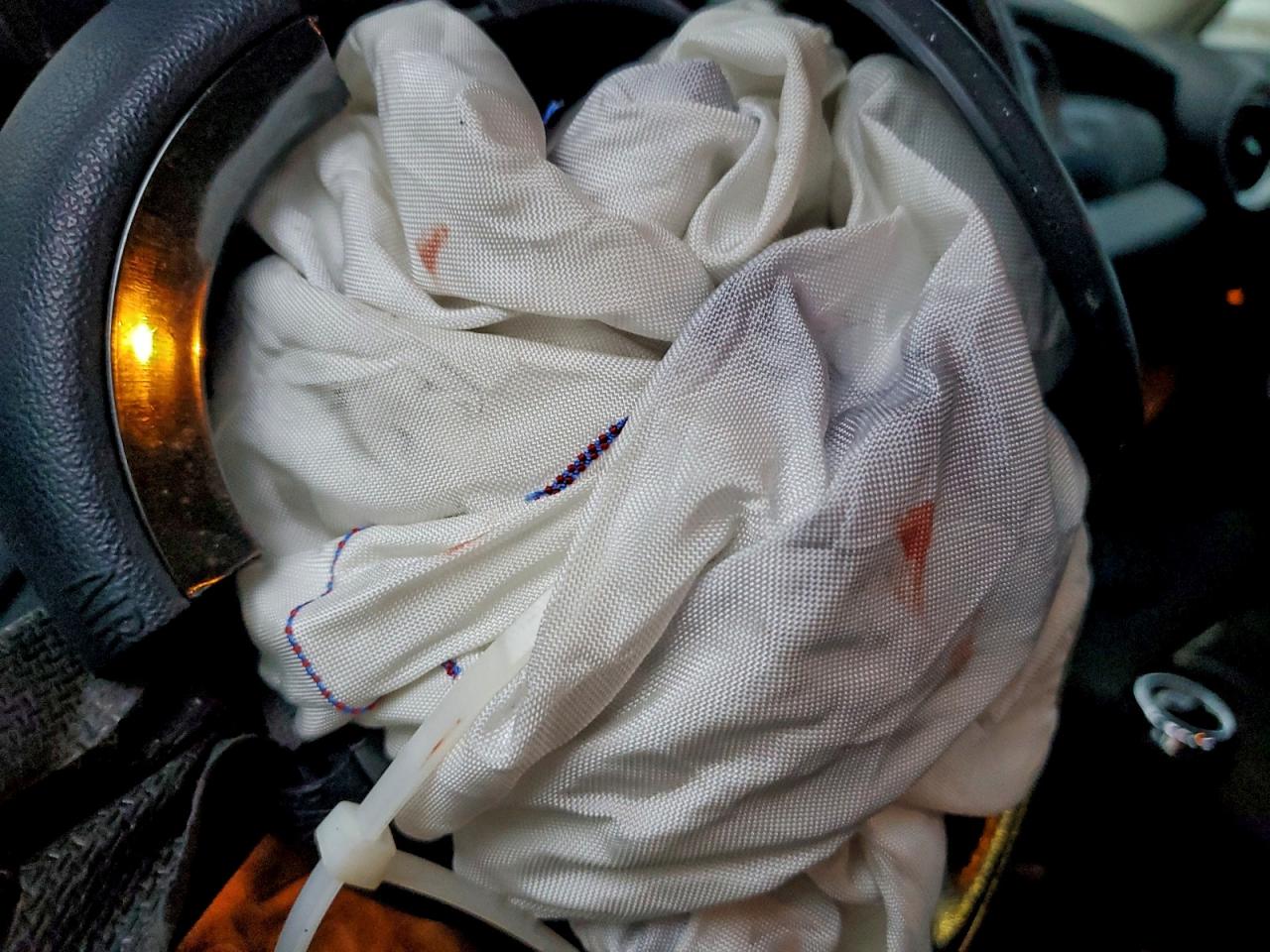 2011 Mini Cooper S VIN: WMWSV3C52BTY22915 Lot: 94053275